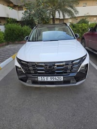 توسان موديل 2026 فول مواصفات واحد على واحد  ماشيه ٨ الاف  فتحه بانورام...