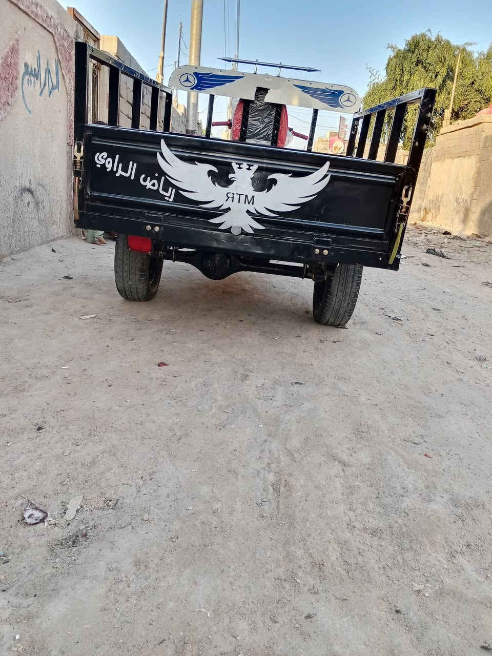 السلام عليكم شباب ستوته امتيار للبيع اوراق موديل 17 تعميره 26 مقفوله من الطول للطول بكاني البصره الزبير السعر خاص ***********
