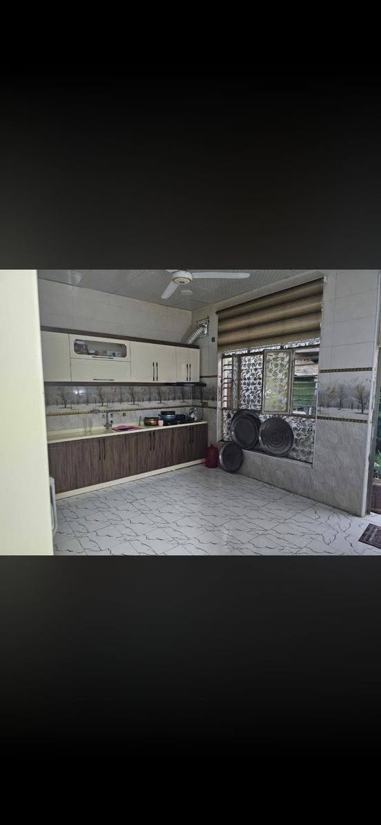 دار للبيع — موقع مميز
📍 الموقع: حلة / أبو عجاج
يبعد عن الشارع الرئيسي تقريباً 50 متر

▪️ المساحة: 250 متر
▪️ الواجهة: تقريباً 12 متر
▪️ النزال: 22 متر
▪️ البناء: 2023
▪️ طابق واحد

مواصفات الدار:
• غرفتين
• هول
• استقبال
• مطبخ
• صحيات داخلية وخارجية
• حديقة خارجية

السعر: 140 مليون
يوجد مجال بالسعر للجادين

للاستفسار:
الاتصال على الرقم:***********

