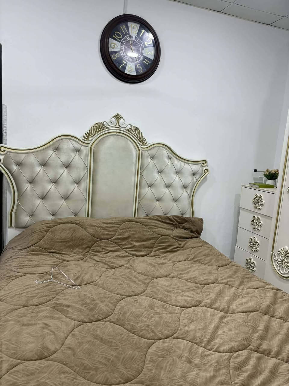 450000الف دینار مجمع زە یتون ***********
