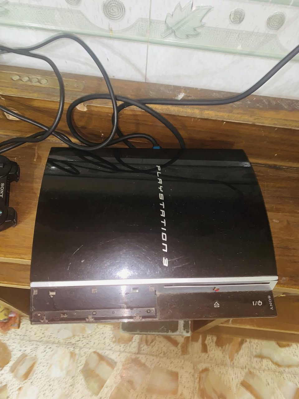 السلام عليكم
بلي 3 مهكرHEN

ويا يدات ثنين 

واير HD الاصلي 

واربع لعبات وتكدر تنزل بعد سعر العبه ب1000 دينار

1لعبه جي تي اي
2لعبه بيس 18
3لعبه كول اوف ديوتي
4ريد ديد

العنوان/بغداد بلديات

الرقم/ واتساب/***********
الرقم/ اتصال/‭ 0782 192 7198‬

السعر(150) وبي مجال قليل
