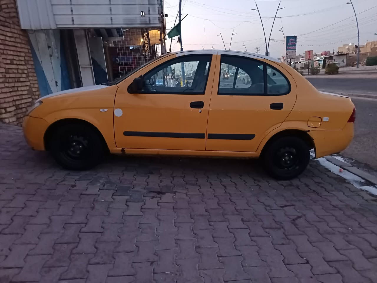 السلام عليكم طيبه للبيع
موديل 2015 ماشيه 130 الف سنويه ما ساقطه
بيهه بنيد مبدل وربع الجاملق اليمين مصبوغ المكينه ولكير مكفولات مداور ثاني يوم رقمه ميسان السعر 35
مكان السياره ميسان/العماره للاستفسار ***********
