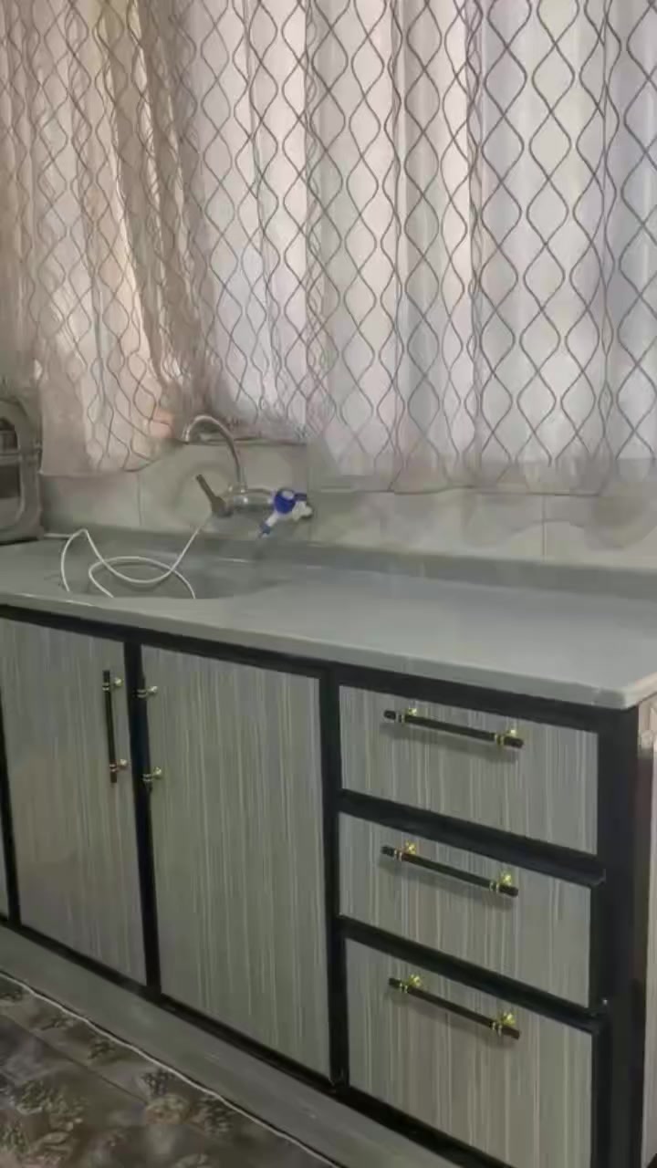 كاونتر  البيع استعمال قليل جدا  مكان بغداد للاستفسار عل خاص او اتصال ***********
