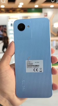 عندي جهاز ريملي مبدل شاشه أصليه بس سماعه مال نغمات يراد تبديل سعرها ١٠...