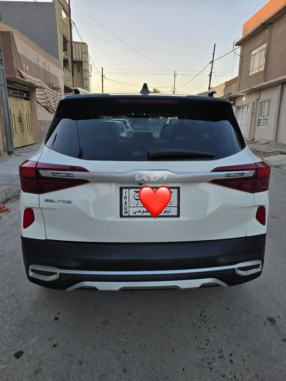 كيا سليتوس 2023 وارد امريكي تو كلر
✅ مواصفات السياره 
- فور ويل
- بصمة دخول ذكي
- فول تحكم ستيرن
- كاميره خلفيه
- اشاير بالمري
- رادار تحذير نقطه عمياء
- نظام قياده ذاتيه
- قطعتين تبريد
- تدفئة كشنات
- شاشه كبيره
- نظام اطفاء ذاتي
- محرك 2000 دوش
- ويل كب 17 
- ليد نهاري ليد خلفي
- تحديد سرعه ومسار
- صور الضرر مرفقه
- ماشيه 44 الف ميل
السعر 165 ورقه وبيها مجال
للتفاصيل اكثر التواصل ع خاص


**إذا كنت صاحب هذا الإعلان وتريد حذفه لأي سبب، رجاءا أرسل رسالة إلى الدعم الفني**