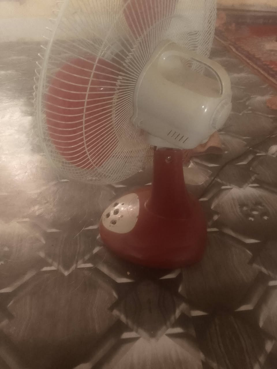 مروحه شحن للبيع نضيفه 
الاطفال 
السعر 35
أتصل وتساب ***********
