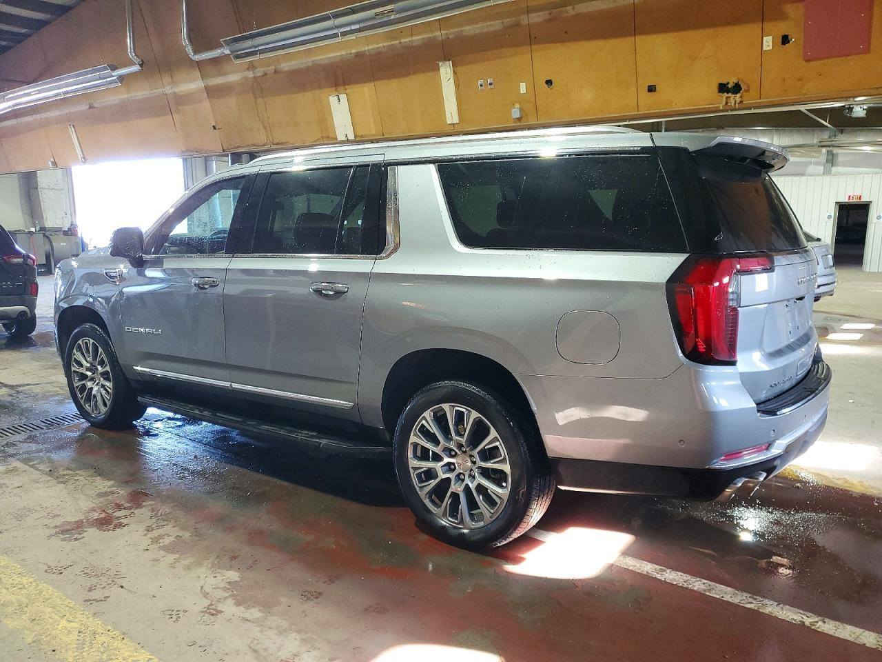 ***مزاد***
2025 GMC YUKON XL DENALI
تاريخ المزاد/9/2/2026   الساعة : 8:00 مساءاً
الضرر:كما موضح في الصور
المسافة المقـطوعة /15,421 mi
حجم المحرك /6.2لتر       8 سلندر  
السعر/ حسب المزاد
مدة الوصول/شهرين الى ثلاثة اشهر حسب الولاية
توضيح:-
يتم عرض السيارات المميزة في المزاد يومياً.
صور وتفاصيل واضحه للسيارات المعروضة.
🌐امكانية النقل الدولي الى مختلف الوجهات :
♦ام قصر
♦كردستان العراق 
♦الامارات 
♦الاردن 
♦️ميرسين  
👌خدمات اضافية :
🔧تصليح في دبي 
🛑فحص السيارة وكشف الاضرار السابقة ببرنامج كارفاكس قبل الشراء مجاناً.
🔥انظموا الينا ولا تفوتوا فرصة شراء السيارات من المزاد🔥 واهلا وسهلا بالجميع 🤝
تواصل معنا على الواتساب:
*********** مهندس حسين
*********** استاذ مرتضى
او الاتصال على:
*********** مهندس حسين 
*********** استاذ مرتضى
 العنوان: الديوانية - قضاء عفك- مجاور كراج عفك
#نيبور_موتورز #بغداد #مزاد #العراق #وارد_امريكي
