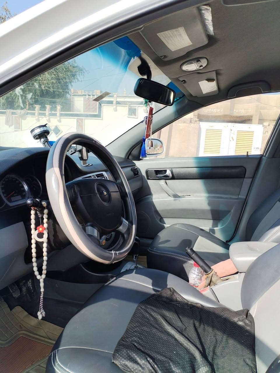 . اوبترا 2006  نظيفه ومرتبه سياره مال جناي تدفئه تبريد  شاشه . كير ومكينه مكفولات تحويل مباشر . السعر ٧٣ 
عنوان السياره بابل مركز الحله سيارة مكفوله السعر 73 بيع مجال ***********
