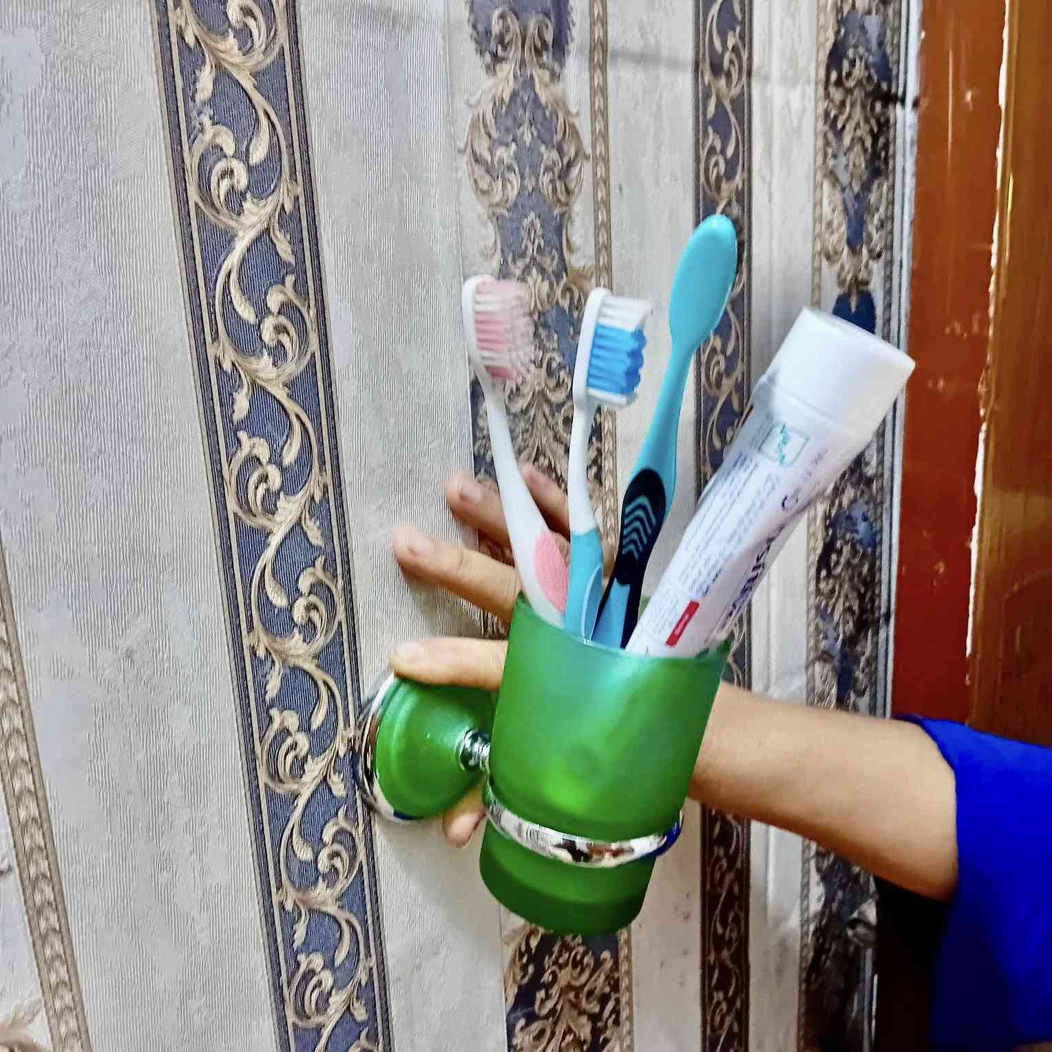 تخفيضات والكميه محدوده 10 الاف 

سيت حمام كامل يحتوي على 7 قطع 
1  تعلاكه ملابس
2 تعلاكه خاولي 
3 تعلاكه اغراض وعطور في الغرفه
4 تعلاكه وحافظه فرج اسنان وفرج شعر
5 تعلاكه سبح وغيرها من الاغراض 
6 تعلاكه اوربيه للخاولي المغاسل الخارجيه 
7 تعلاكه كلنس 
   10 الاف والتوصيل مجاني داخل بغداد ***********
