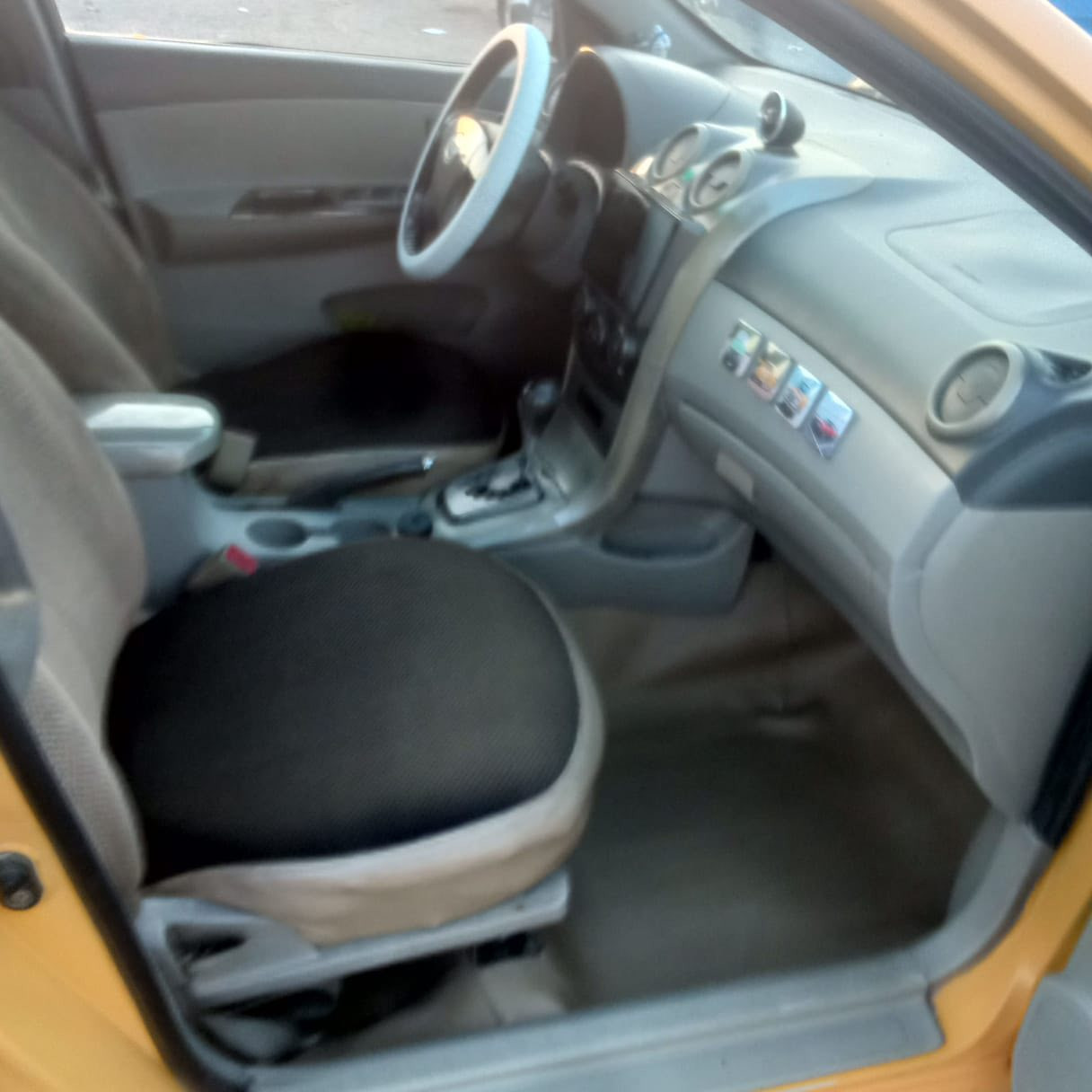 سلام عليكم بيوايدي موديل 11بيها هاي تلكيطات بعدني مصبغها محرك كير كولة 1600الحديث رقم نكليسي وبسمي لحد 27مصفرة هية وغرمات ربع ماكو عله صدر جديد قاعده فتبم جديد كشنات مدوشم بين النحل مكاني ديالى خانقين السعر 55وبي مجال وهذا رقمي ***********
