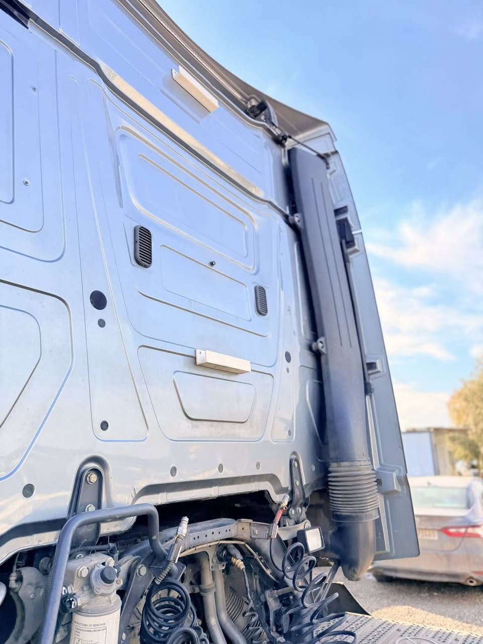 وحش سقف وسط

بس راس سنوية دهوك

‏3اشهر مرقم

موديل 2016

حجم 1848

فول فول مواصفات داخل ديوان

ماشية 900الف

سعر 390$ او بيها مجال

للاستفسار 
***********
***********
***********
