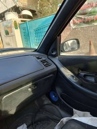 بيجو م 2002ح 306انبار خصوصي وباسمي وبحاله جيدة والرقم الانكليزي الجديد...