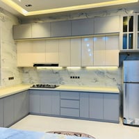 بيت ملا زايد الصالحي • كاونتر ألمونيوم • أبواب خشب