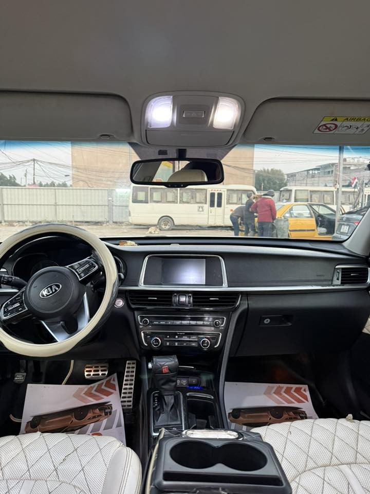 السلام عليكم
كيا اوبتيما موديل 2019 خليجي مكفوله كفاله عامه
رقم بغداد بأسمي تحويل ثاني يوم مكينه 2000 دوش
فول مواصفات عدا البانوراما
تبريد قطعتين ، جنطه ذكيه ، حساسات اماميه خلفيه ، مري شفط ، شاشه كبيره ، السياره فول مواصفات 

للاستفسار والاتصال 
***********
