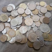 عملات • ١١٠ قطعة • متنوعة