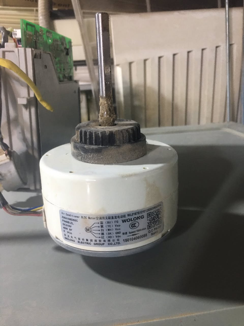 يتوفر فانات داخليه وخارجيه لجميع انواع السبالت للطلب ***********مع التوصيل لجميع انحاء العراق
