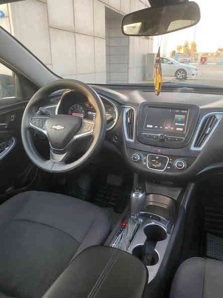 اسلام عليكم من رخصت الادمن بيع او مراوس  ماليبو موديل 2017 بجم 2022 السياره مصبوغه احزام للجماليه بس صبغه كلش حلوه السياره كامله من كلشي صور الضربه مرفقه مع الصور سعر السياره 105 وبيهه مجال قليل بسمي مكاني بغداد الدوره رقم ***********
