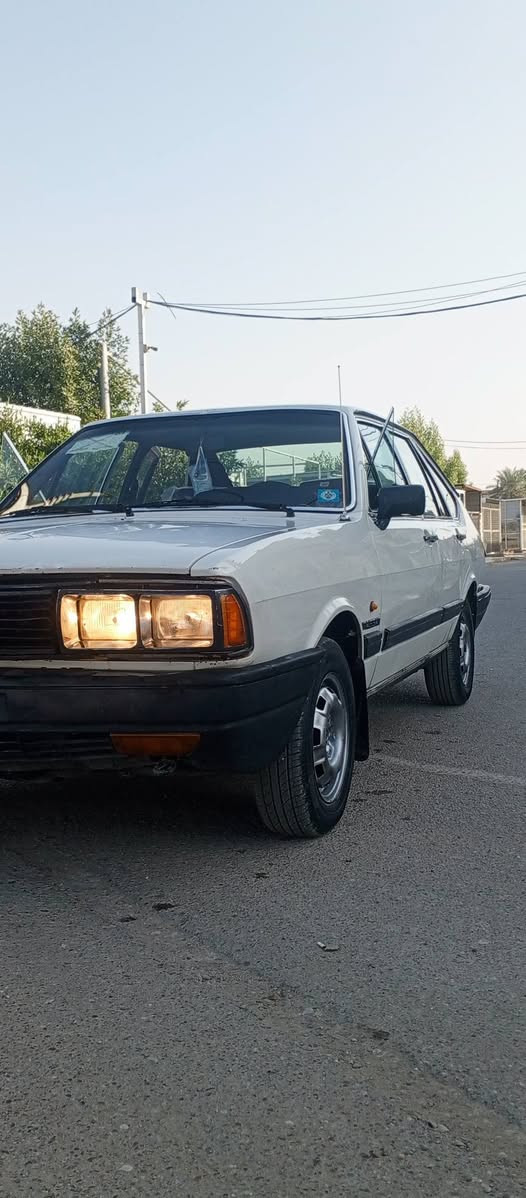 يالله يالله. برازيلي موديل ٨٥ كير مكينه. كهربائيات كلهه. مكفوله. كشر. مكفول.  صدر امامي. خلفي دبلات. تبريد. سياره. مبيهه ولا نقص تخم تاير سياره. جديد. شكد متصور
كلهه شغاله. كيجات كهربائيات عارضهه ٣٦وبيهه مجال. قليل رقم. بغداد. سنويه. جديده.  مكاني. بغداد حي العامل ***********
