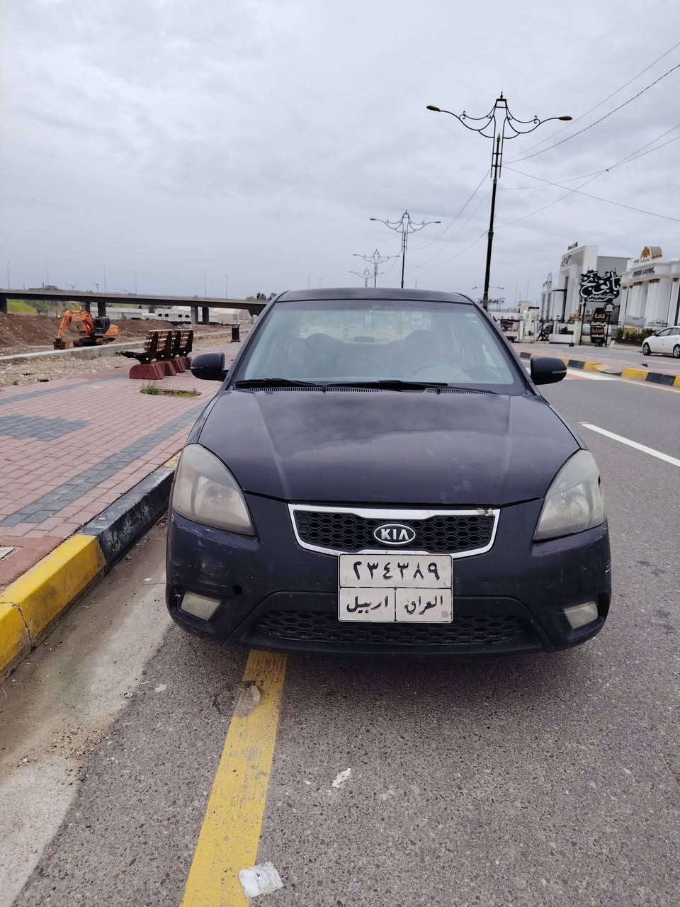 كيا ريو 2011
بيها قطعتين صبغ بدون دواخل
سعر السياره 77
الشراي اتصل ع ***********

