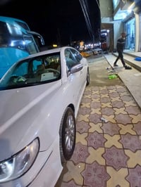 ازيرا • ٢٠١١ • النجف