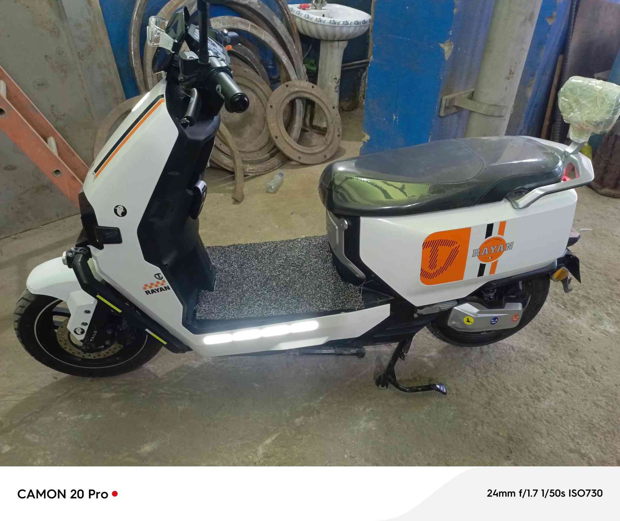 سلام عليكم 
دراجه شحن الريان بصمتين صارلها 4اشهر يمي كلش نضيفه الشراي يتصل وبعيوني ***********
