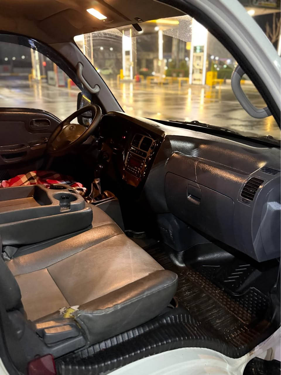 ٢٠١٠ بيلاد ده بل قه مه ره 
يه ك براوه بؤدي سفر 
گيرو مه كينه و هه موو گياني به شه رت 
سيعري ٦٨ گه لاو مجالي برايانه 
***********
٠٧٥١٥٠١٠٥٤ فايبه ر السليمانية, العراق
