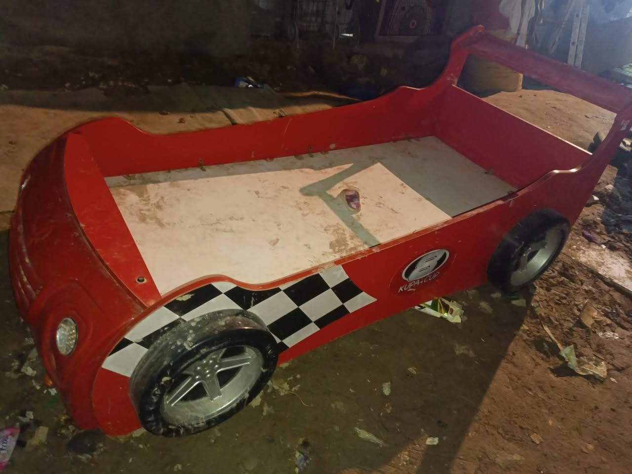 جرباية اطفال السعر 40المكان ابو غريب مقابيل حليب بلادي للتواصل ***********بي واتساب
