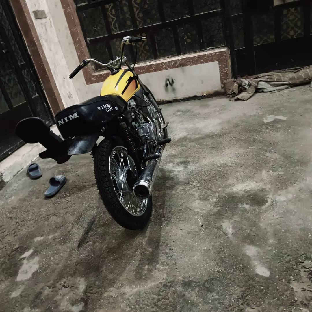 السلام عليكم دراجه للبيع 2017 الدراجه كلك كلك دراجه نظيفه شوفت عينك مكاني طويريج جناجه سعر 270 ويا مجال حق الجايه ابو ال 150 لا يعلق


**إذا كنت صاحب هذا الإعلان وتريد حذفه لأي سبب، رجاءا أرسل رسالة إلى الدعم الفني**