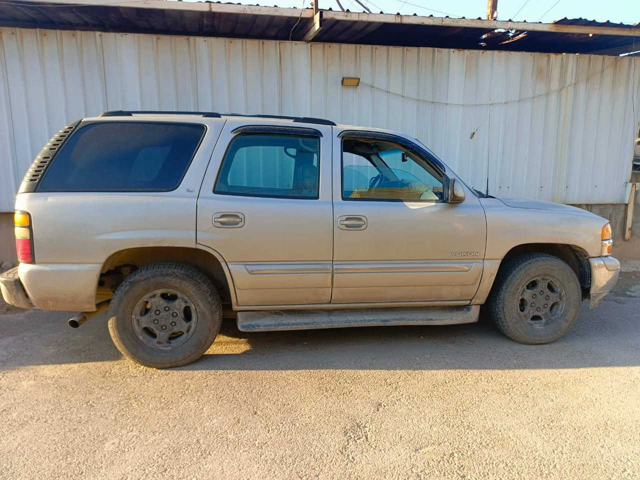 سلام عليكم
جمسي يوكن الفينيه ادوات اتكفل عشائريا ومن الدوله للاستفسار الاتصال على الرقم ***********
