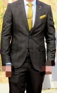 قاط • ملبوس مرة • مقاس ٤٨