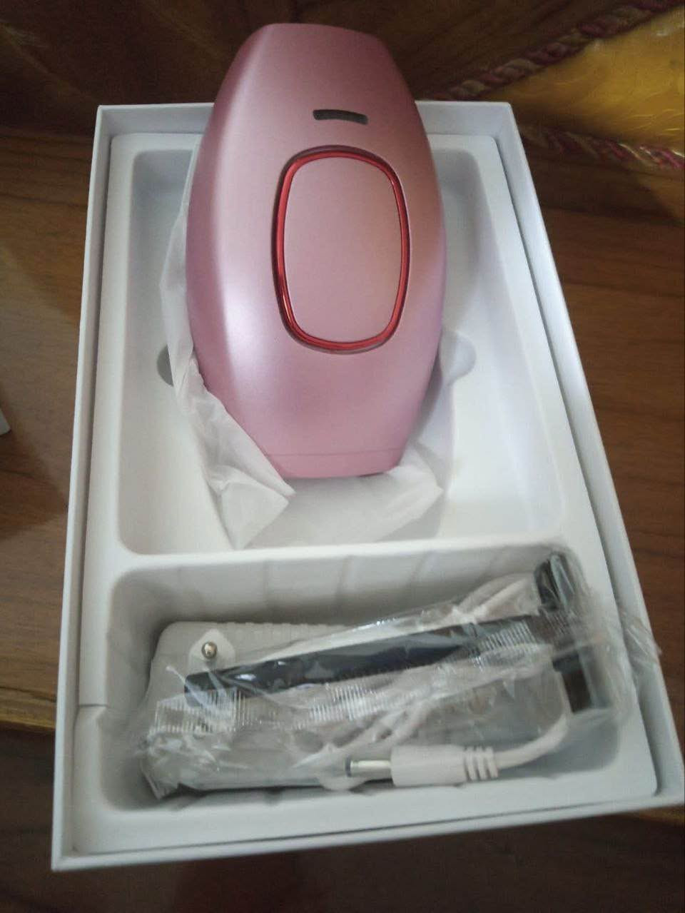 ✨ عرض اللـيزر المنـزلي الأصلي ipl  🦢🌷⌇₊˚بس بـ 3 شهور جسمچ يصير زبدة ولاشعرة 🌚🧈💃
جهاز ليزر لإزالة الشعر من IPL المنتج الأصلي والحديث والأكثر فعالية، لبشرة ناعمة 🫧🫧 
مناسب مع جميع أنواع البشرة، حتى الداكنة 
يعطي نتائج مبهـرة، بدون ألم أو أي آثار جانبية.لا سلكي، خفيف وسهل الحمـل.
💫 ليش تستخدمين ليزر منزلي؟
لأن ببساطة:
✅ يخفف نمو الشعر بالتدريج
✅ يخلي البشرة ناعمة وخالية من التهيج
✅ آمن وسهل الاستخدام بالبيت
✅ يوفرلچ وقت وفلوس الي صرفية على مراكز التجميل 💸
نص مليون ومضة يكفيج انتِ وكل الجيران 😂 امن وسهل الاستخدام وبدون اي الم 
الي مممجربتة عمرها خسارة 😔
يعني ترتاحين من الحلاقة والتعب اليومي! 😮‍💨
 ملحقات :  شفرة ~ كيبل شحن
✨ نعومة مضمونة بثلاث شهور
يلااا لا تفوتين الفرصة، عرض لفترة محدودة ❤️
#الاصلي #اكسبلور_فولو #ليزر_منزلي

💸 السعر الجديد :  60 😍🔥🔥

التوصيل مجانـاً لجميع المحافظات Colombo, Sri Lanka


**إذا كنت صاحب هذا الإعلان وتريد حذفه لأي سبب، رجاءا أرسل رسالة إلى الدعم الفني**