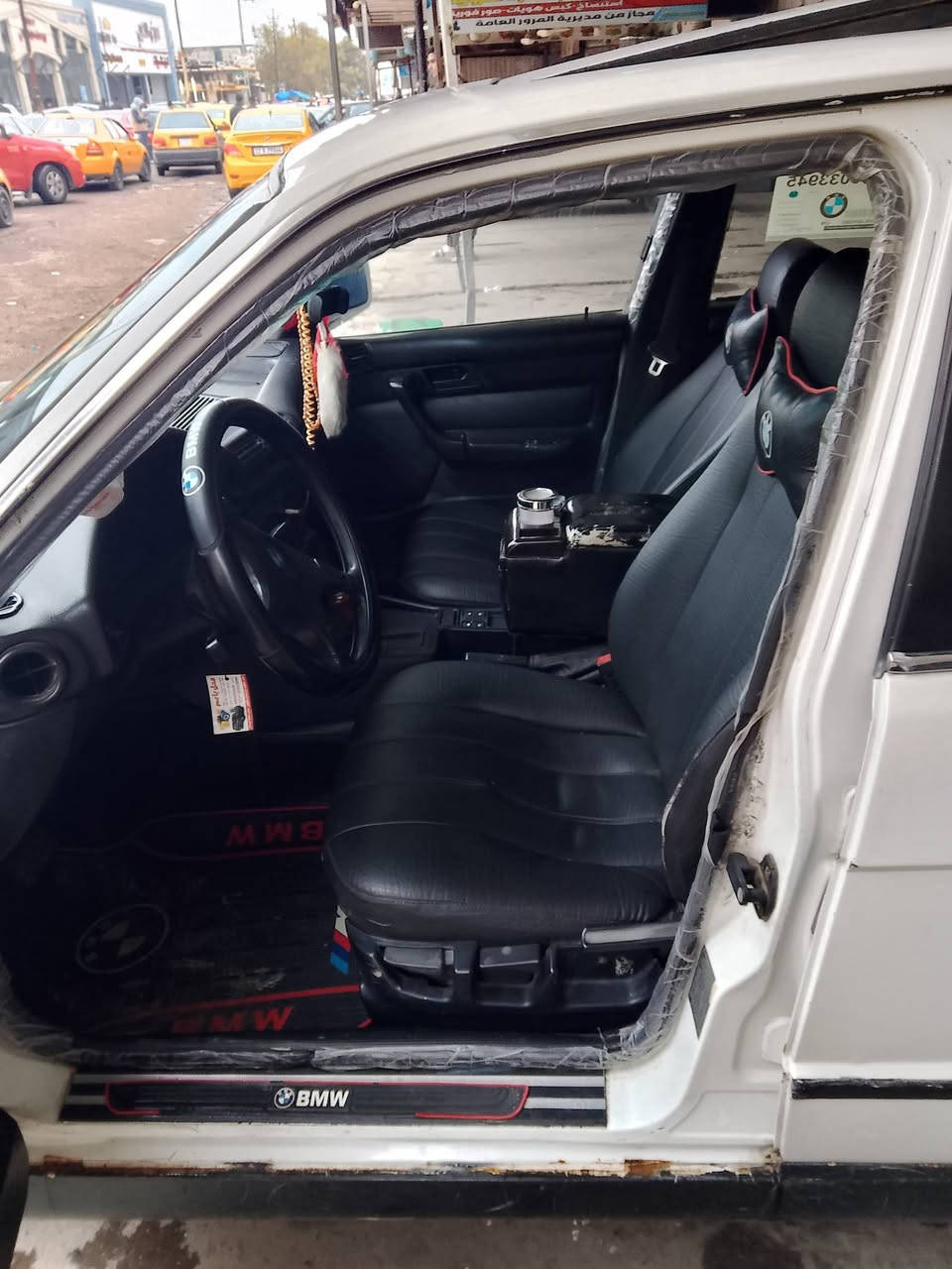 السلام عليكم  بي ام للبيع رقام نينوى سنويه 29 كير محرك شرط طخم اربعه توير داخل خارج نظيف.الحجم 520         شرط التحويل *********** //***********// واتساب رسال خاص
