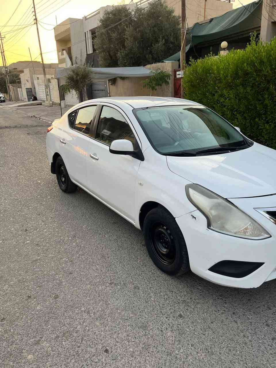 سلام وعليكم
نيسان صني 

موديل ٢٠١٧ رقم اربيل 
كير و محرك تبريد ثلج صدر جديد 
تحويل ثاني يوم سعر ٨٥ و بيها مجال 

***********
