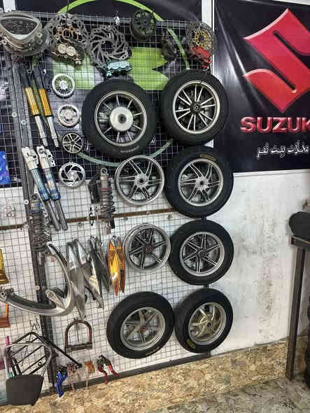 انواع تزويد ماكس وسكنس وسعارنه مناسبه ولماعده ياخذ ويروح عنوانه حي العامل محلات بيت نمر ***********
