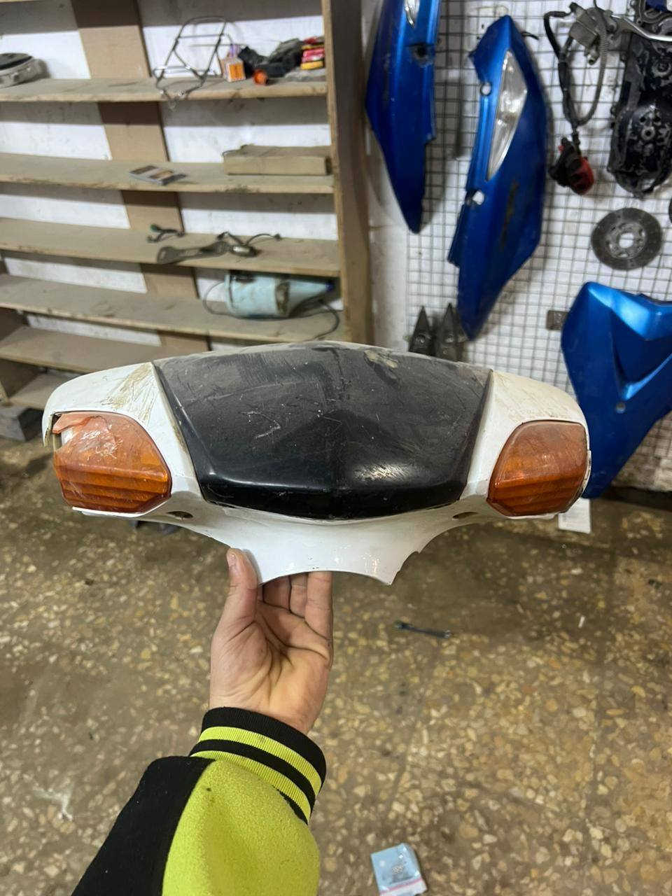 السلام عليكم كله تفصيخ واصلي فلس ونص
السعر واتساب.  
‏‪0770 256 1849‬‏
