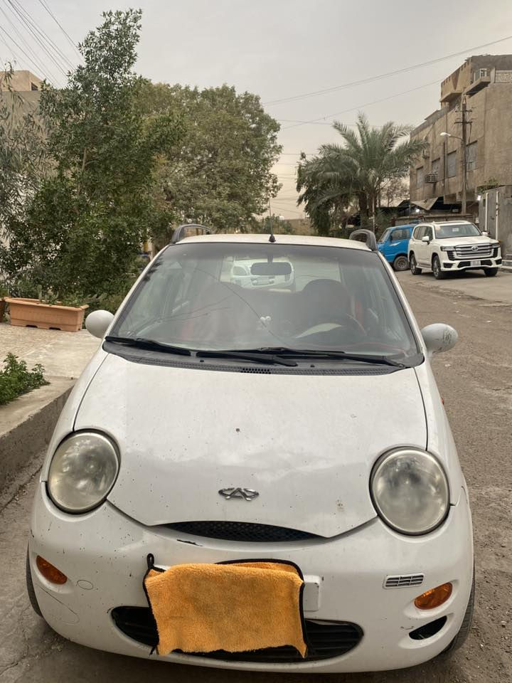 السلام عليكم كيو كيو موديل 13سياره بلادي هزه جديده وسنويه تدفئه وتبريد شغالات سياره نضيفه سعر 33وبي مجال مكان حي اور ***********
