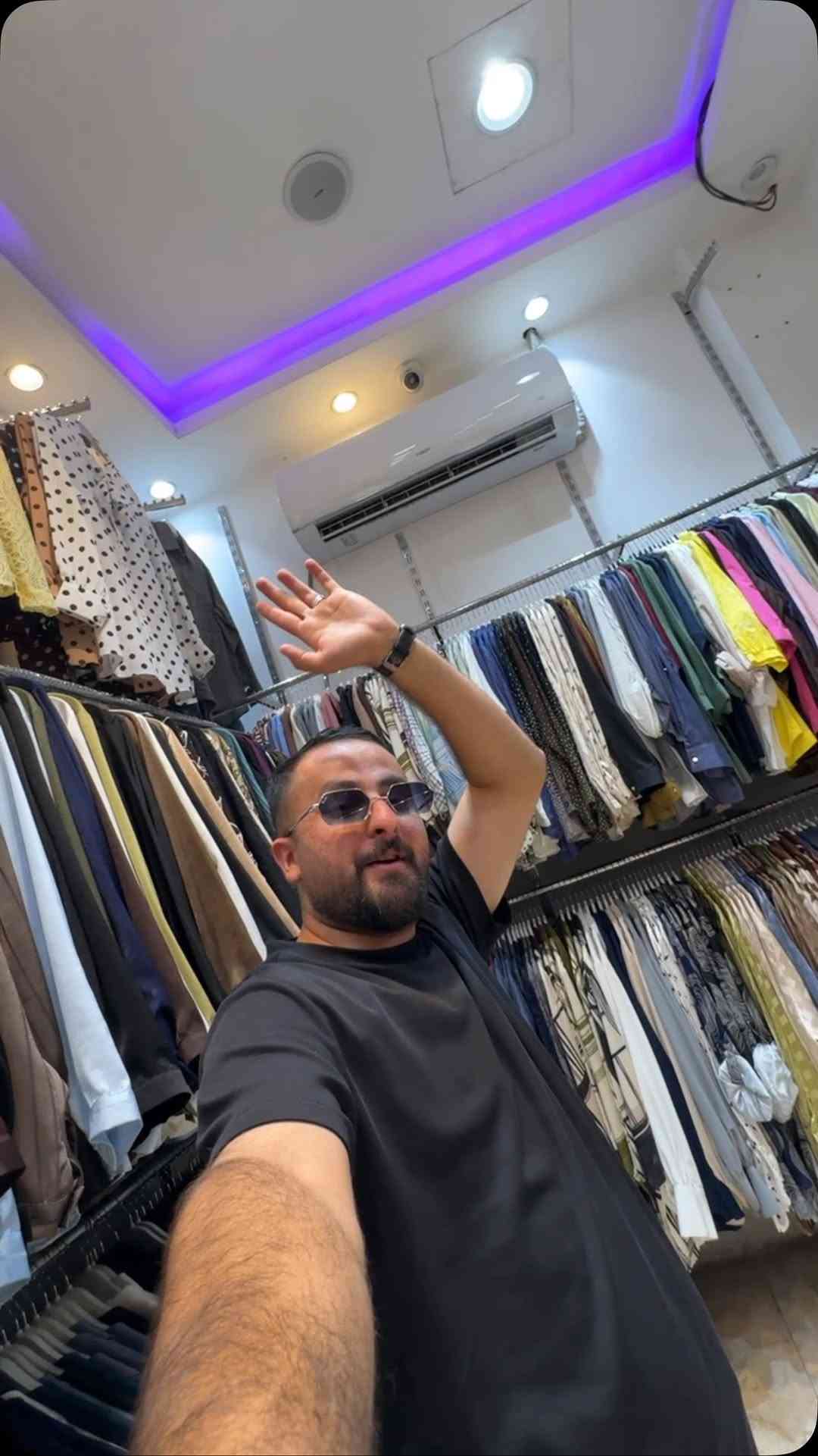 سوت قطعتين ( قميص + كيلوت ) موديلين 
القياس 42  44  46  48  50
التوصيل موجود الى كل محافظات العراق
*********** ,  ***********
