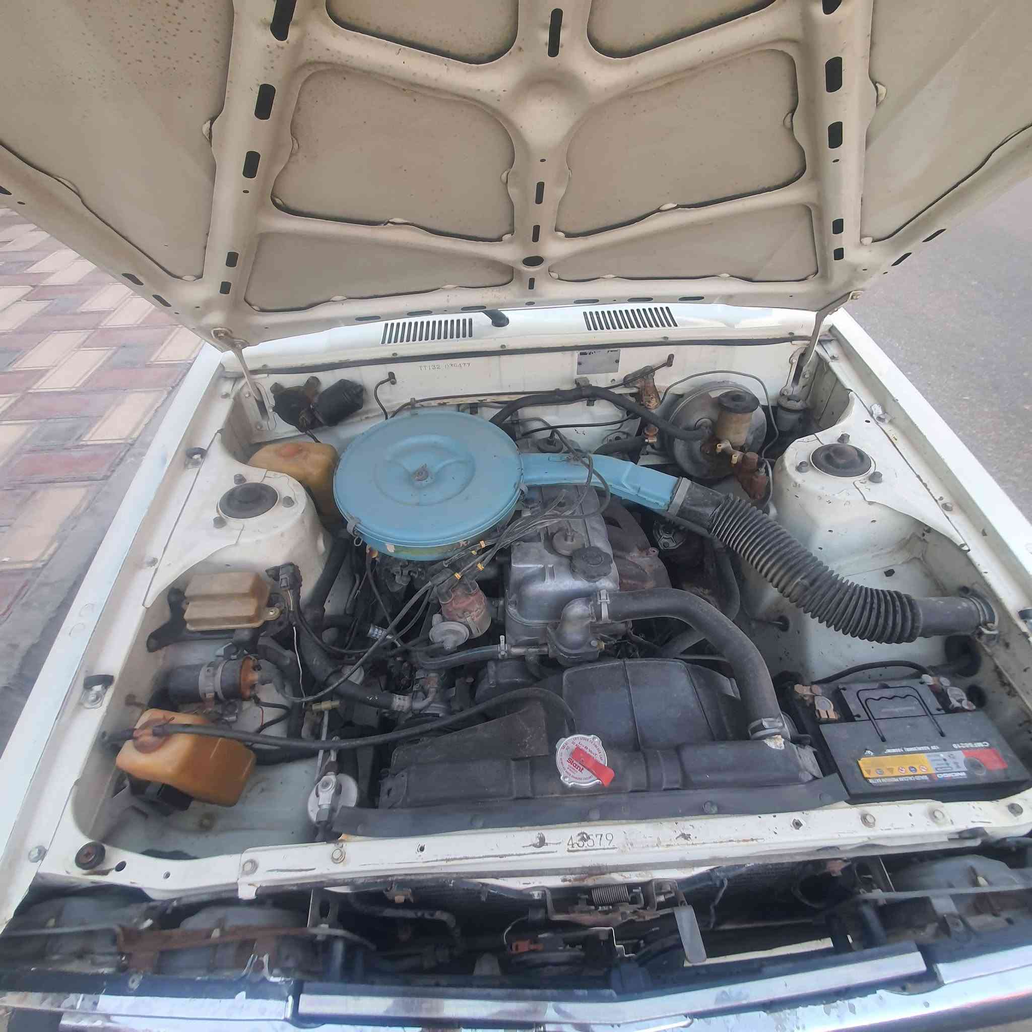 كرونه 80 كير عادي محور كورلا 5 كير بدون تبديل بدون صبغ بيها خياس كلش قليل جاهزه حداديه جديده اماميه خلفيه غرفتها جديده تخم تاير جديد تبريد جاهز رقم بغداد.الناصريه.*********** السعر 45
