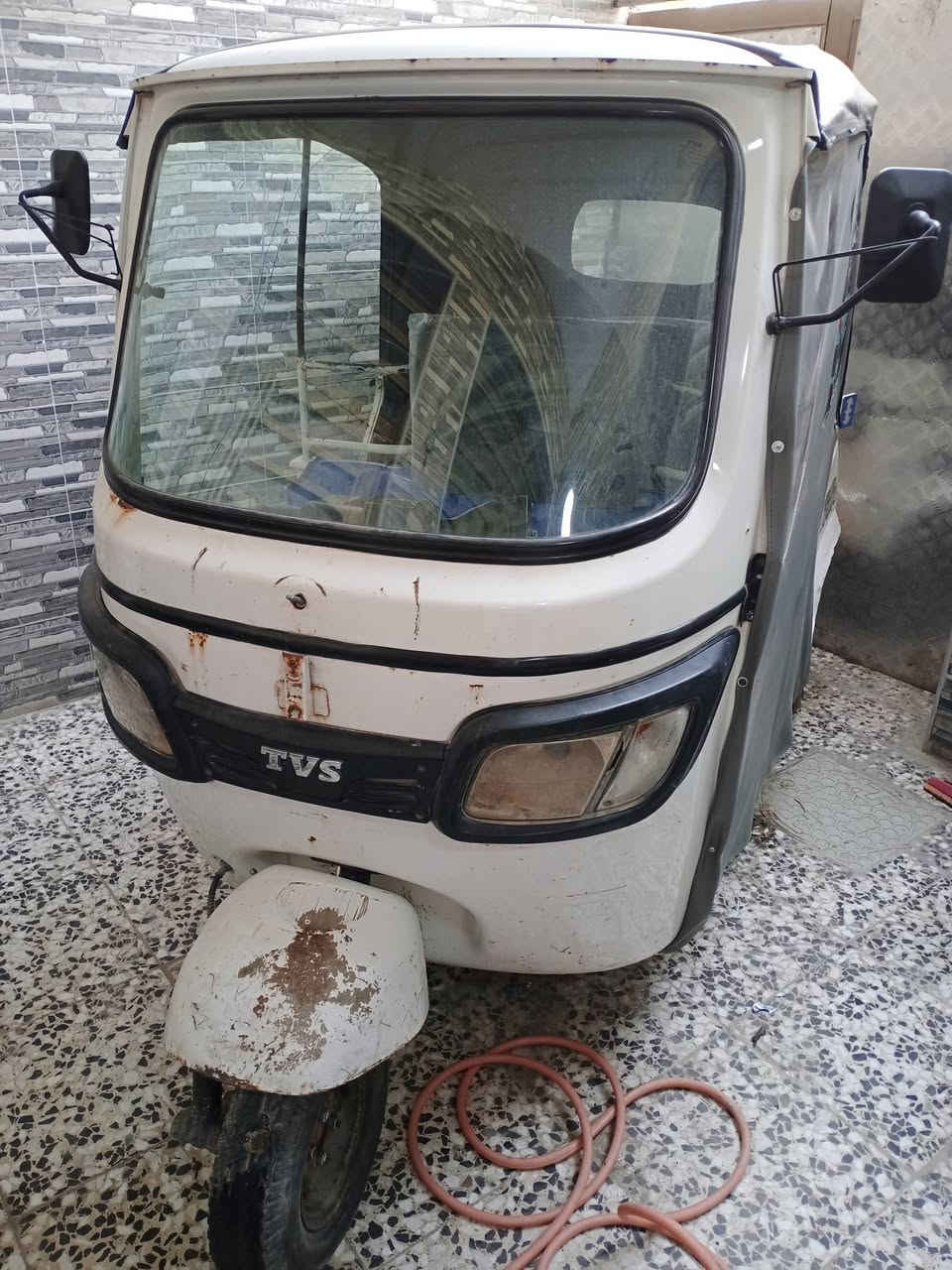 تي في اس موديل 18 اوراق كامله مكينه مكفوله ما عدا وأشر قبق اكلج مشدود غلط وذب دهن اكسل مكاني مدينة الصدر سعر 2,300
***********
