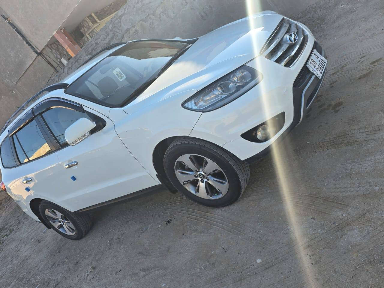 السلام عليكم رمضان كريم علينا وعليكم سنتافيه للبيع موديل 2012 خليجيه سبعه راكب  سياره بها اربع قطع صبغ ابيع حزام يتواجد السياره في بابل رقم بابل الانكليزي    ***********
