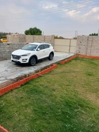 توسان لبيع لفين ٢٠٢٠سياره كفاله عامه مواصفات بصمه قطعتين تبريد شحن لاس...