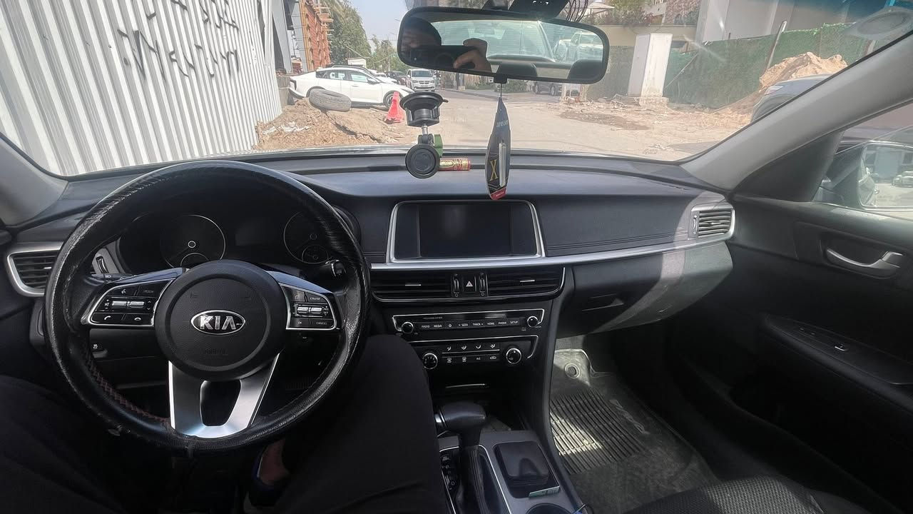 اوبتما 2019 للبيع
وارد امريكي حادثها بسيط جاملغ او بنيد بدون ايرباكات 

ماشية 70 الف ميل 

السعر 115 بيها مجال حك الجيه 

رقم بغداد ابأسمي تحويل ثاني يوم
الرقم ***********
