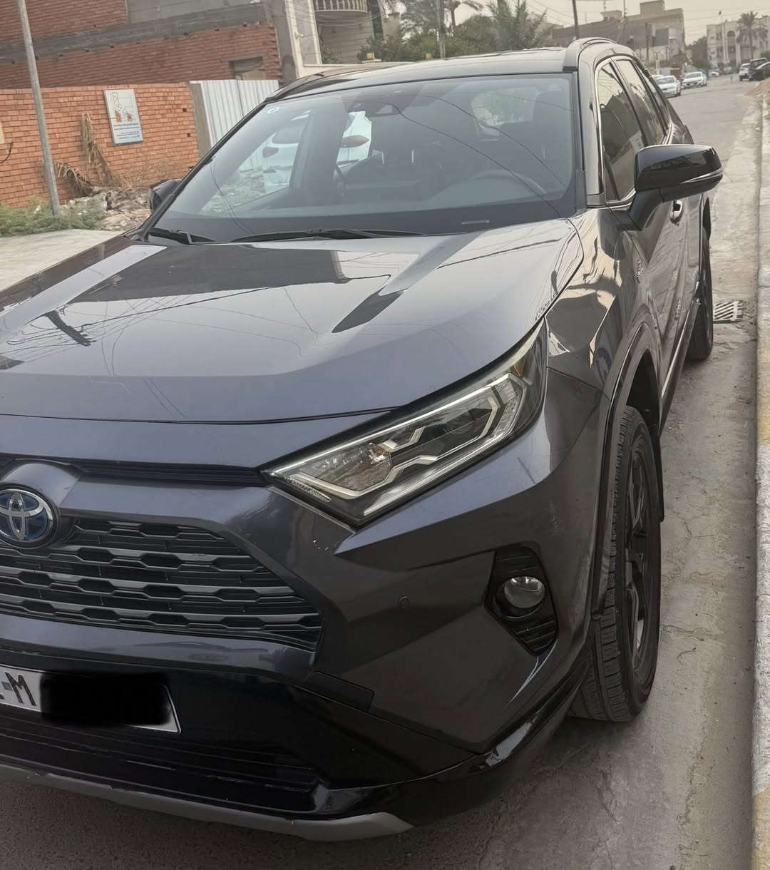 راف فور ٢٠٢١ فووول مواصفات xse رقم بغداد وكلشي موضح بالصور والسيارة نظيفة ومناقصهه شي السعر ٢٢٠ ورقة نهايتهه والمكان السيدية والجاد بالشراء يتواصل عالرقم ***********
