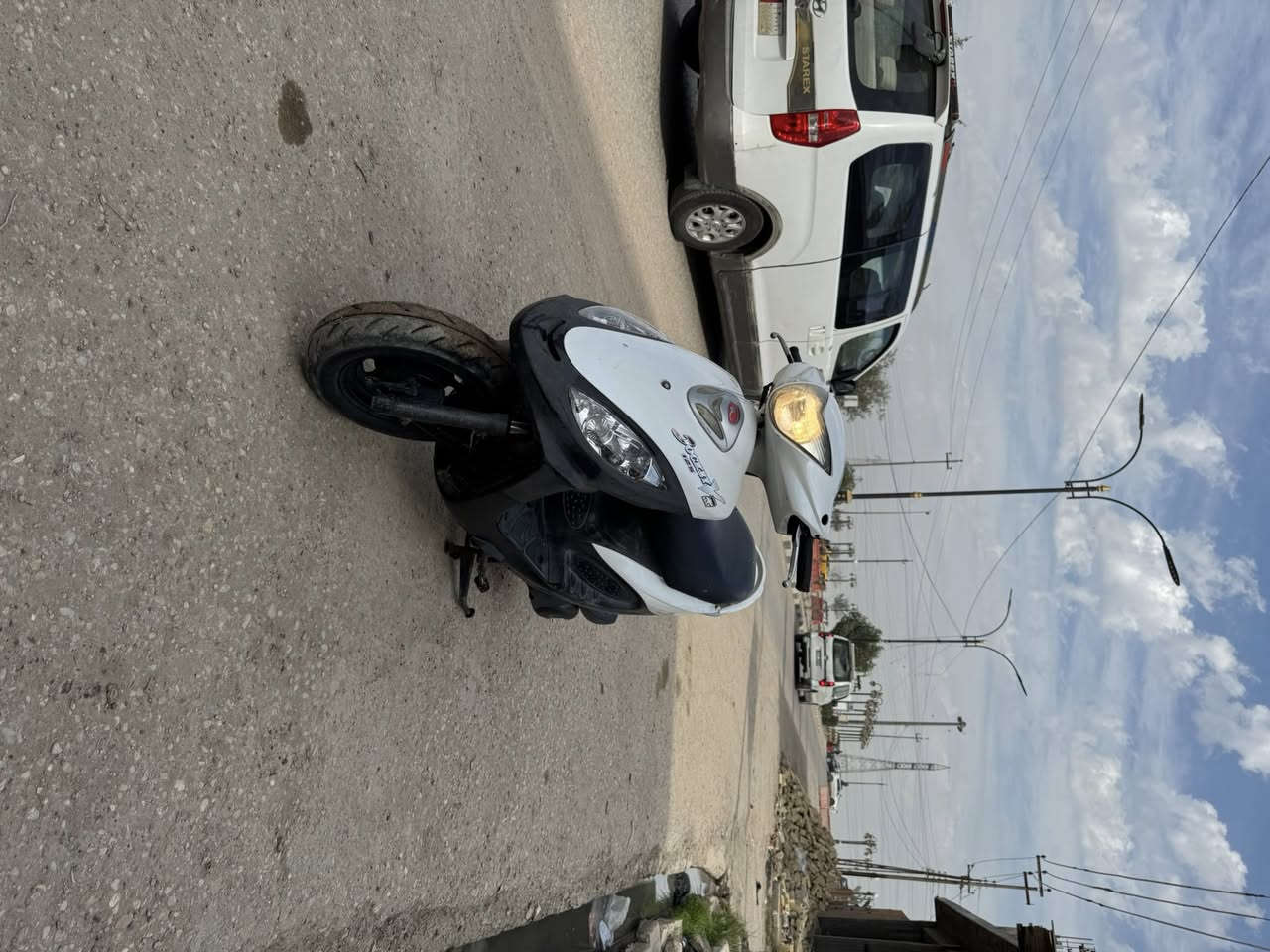 سلام عليكم كامكو V2 مكفوله للبيع مديل 14 سعر750وبيها مجال مكاني رفاعي ***********
