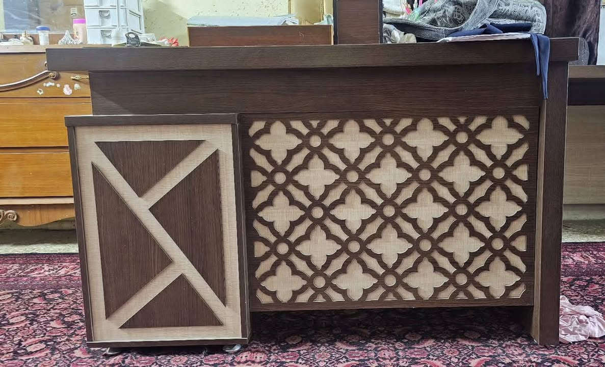 السلام عليكم سعر 180قفل لحد يكول بيها مجال ماكو هيج سعر اي استفسار اتصل بي واتساب تدلل *********** فقط وجه مال مكتب بل نقل نفتح من براغي بغداد حي العدل
