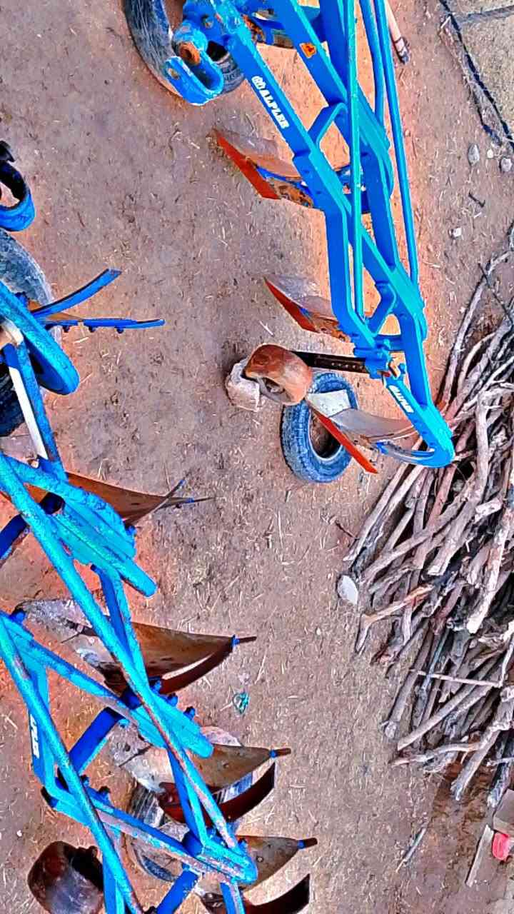 1فدان خماسيّ اللبير حجم 8  موديل 2020 السعر 2700

2فدان رباعي البير سجى الشركه جديد موديل 2022.السعر 2300

مكان الخازر 

للاتصال ***********
