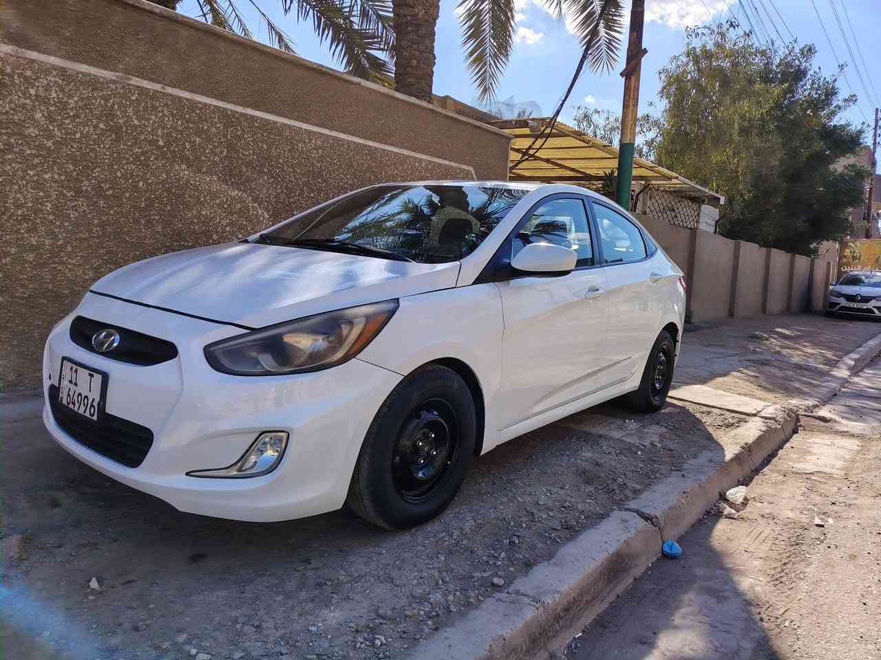 السلام عليكم
اكسنت موديل 16 امريكي حادث جاملغ وبنيد مال امريكا
بالعراق بيها بارد الهلال وربع من الباب الجهه اليمنى
كير مكينه مكفولات سيارة ما ناقصهه شي ماشية 140
هاتف : *********** او خاص موجود
