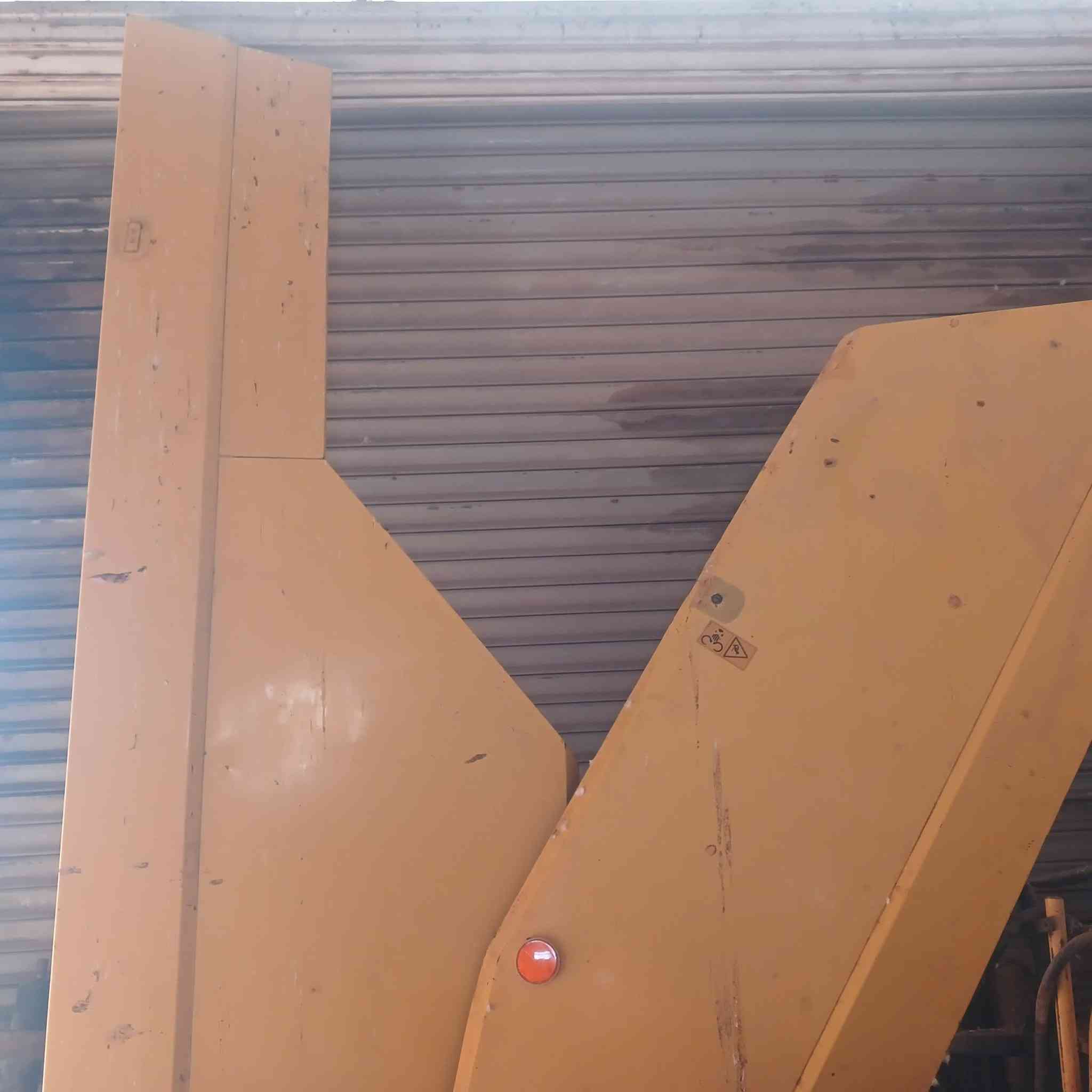 يتوفر.لدينا.بعون.من.الله.مواد.حاصدات.متنوعه.
***********
***********.عماد.الزبيدي
