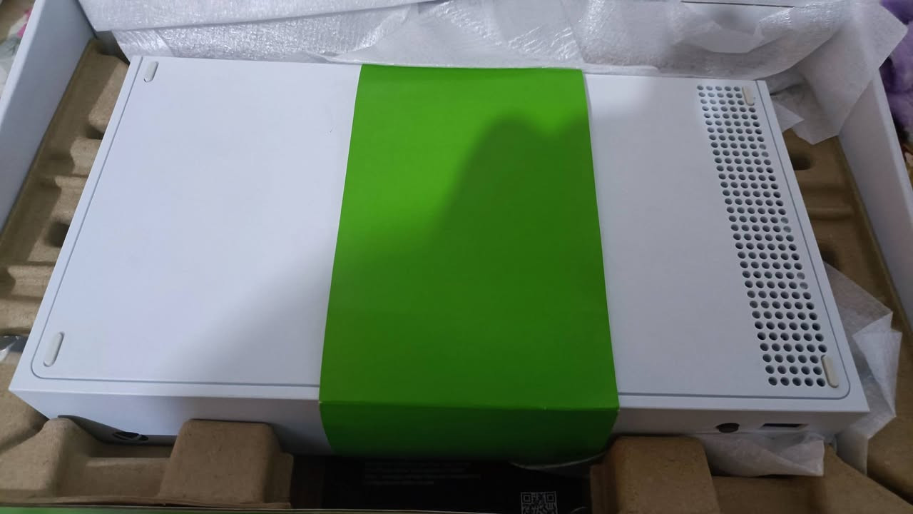 XBOX SERIES S 512G
إصدار سنة 2022 
كامل ملحقات نضافة 100%
فعلت شهر فقط 
سعر 370


**إذا كنت صاحب هذا الإعلان وتريد حذفه لأي سبب، رجاءا أرسل رسالة إلى الدعم الفني**