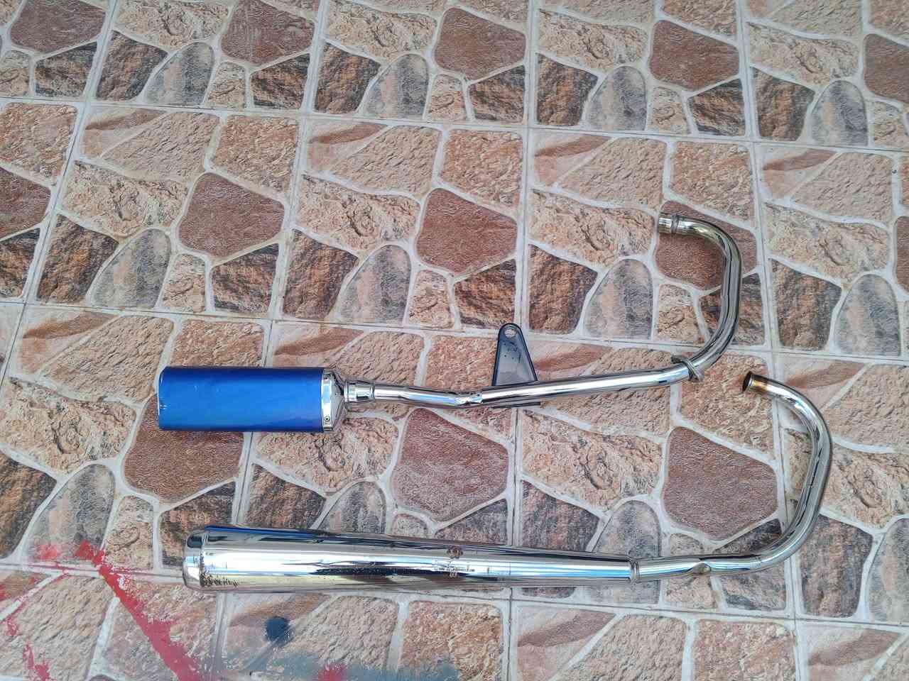 سلام عليكم عمي عندي هاي الصالنصات وحده اس كي ال صوتحه لا هوه عالي ولا ناصي صوتهه حلو ول ثانيه نص واني گاصهه صوتهه راجمه وبيهه طگه تخبل قيم وخذ *********** مكاني كركوك شوراو
